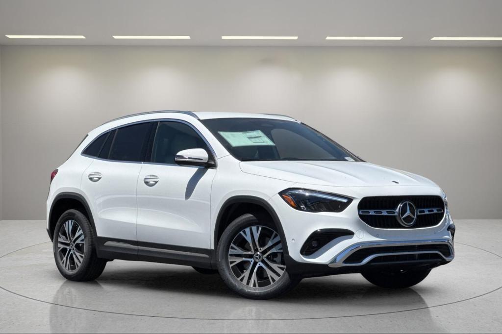 new 2025 Mercedes-Benz GLA 250 car, priced at $46,195