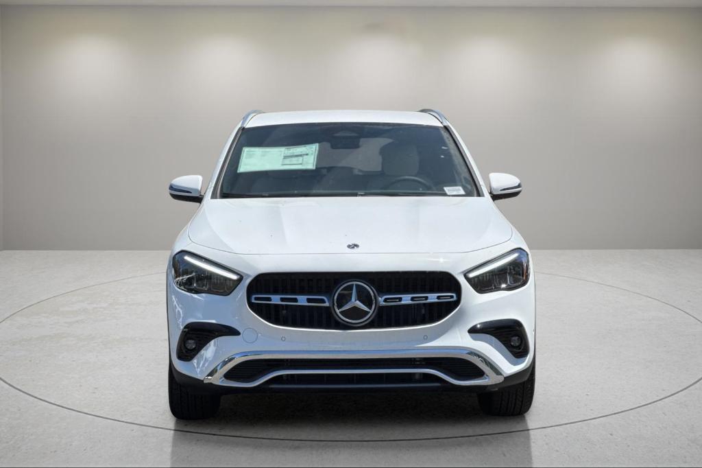 new 2025 Mercedes-Benz GLA 250 car, priced at $46,195