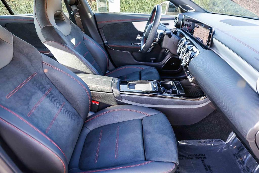 new 2024 Mercedes-Benz CLA 250 car, priced at $52,940