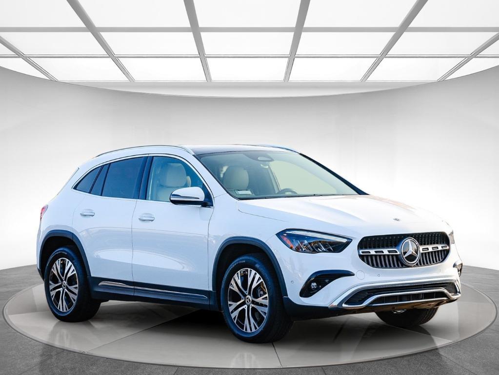 used 2025 Mercedes-Benz GLA 250 car, priced at $40,990