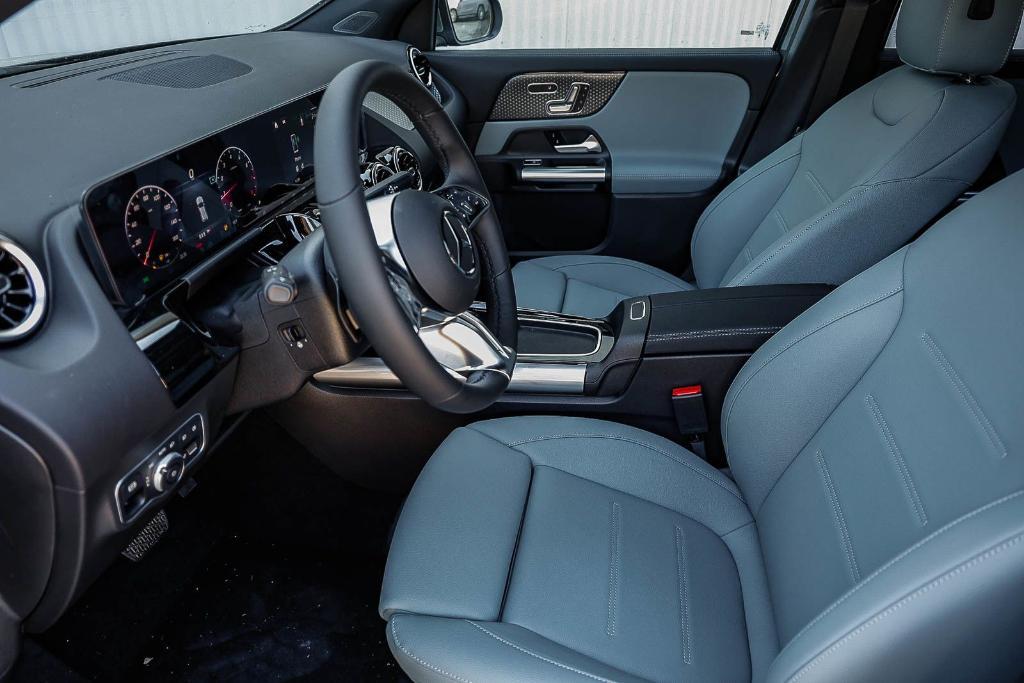 new 2026 Mercedes-Benz GLA 250 car, priced at $47,380