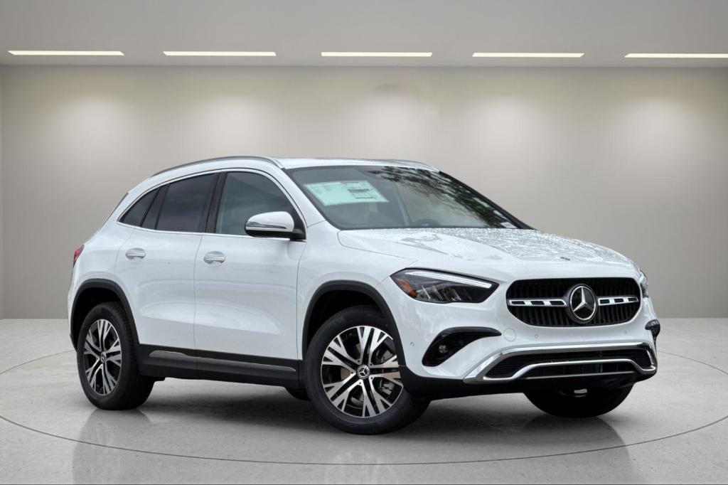 new 2025 Mercedes-Benz GLA 250 car, priced at $46,195