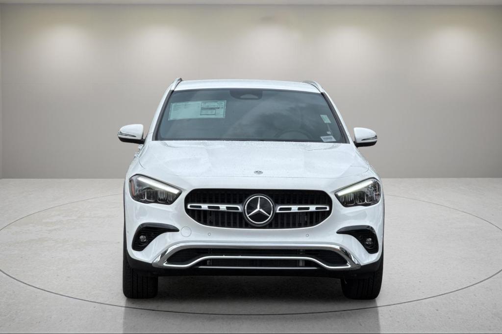 new 2025 Mercedes-Benz GLA 250 car, priced at $46,195