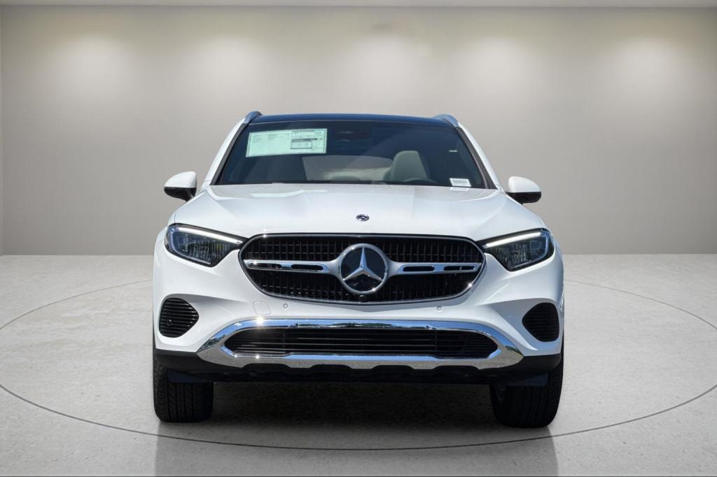 new 2025 Mercedes-Benz GLC 300 car, priced at $52,350