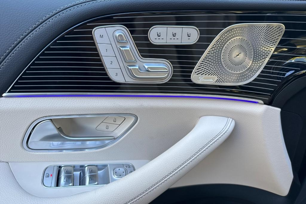 new 2025 Mercedes-Benz GLE 580 car, priced at $113,295