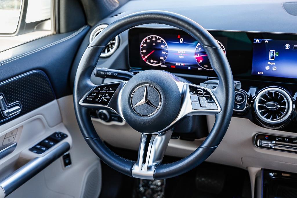 used 2025 Mercedes-Benz GLA 250 car, priced at $36,490