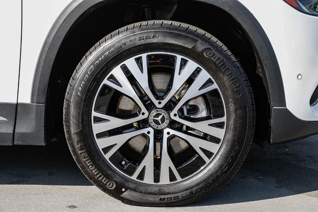 used 2025 Mercedes-Benz GLA 250 car, priced at $40,490