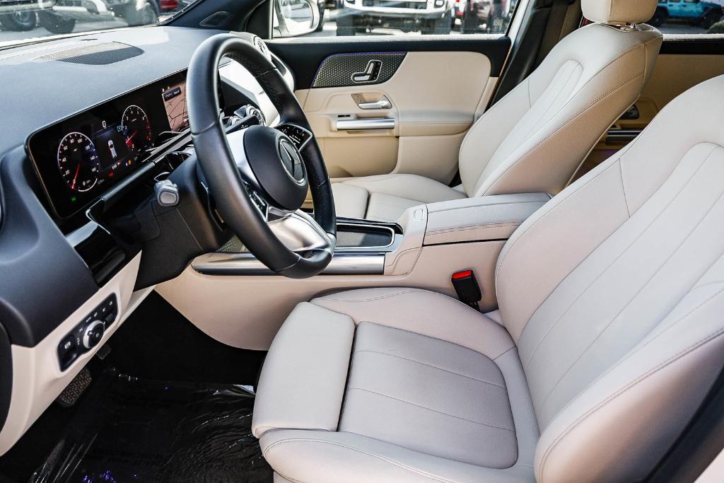 used 2025 Mercedes-Benz GLA 250 car, priced at $40,490