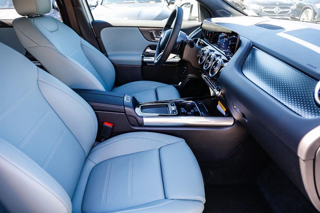 new 2026 Mercedes-Benz GLA 250 car, priced at $44,100