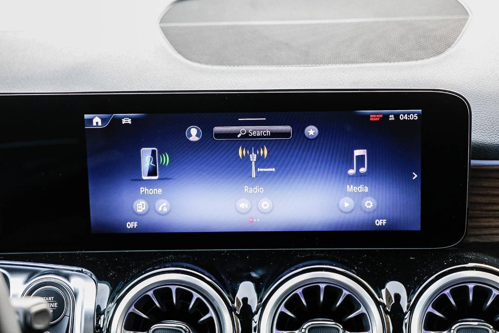 new 2026 Mercedes-Benz GLB 250 car, priced at $49,325