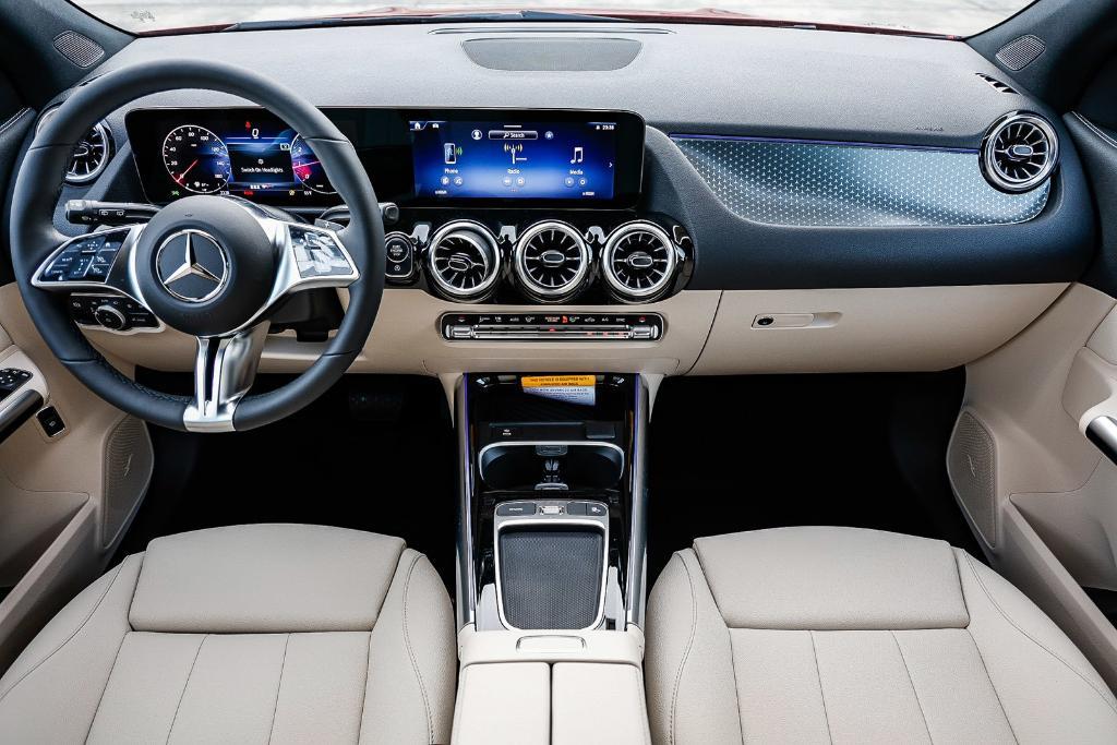 new 2026 Mercedes-Benz GLA 250 car, priced at $51,040