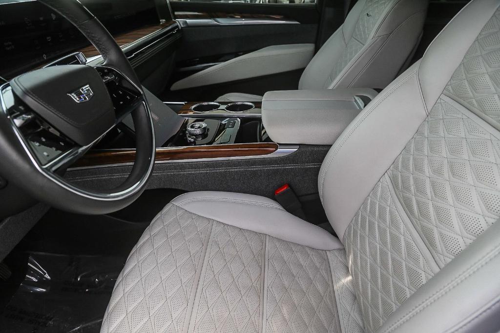 used 2025 Cadillac Escalade ESV car, priced at $120,778