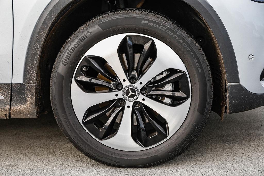 used 2025 Mercedes-Benz GLA 250 car, priced at $36,990