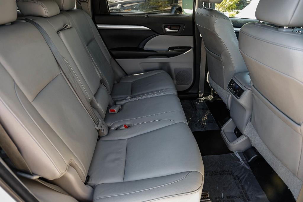used 2017 Toyota Highlander car, priced at $22,490