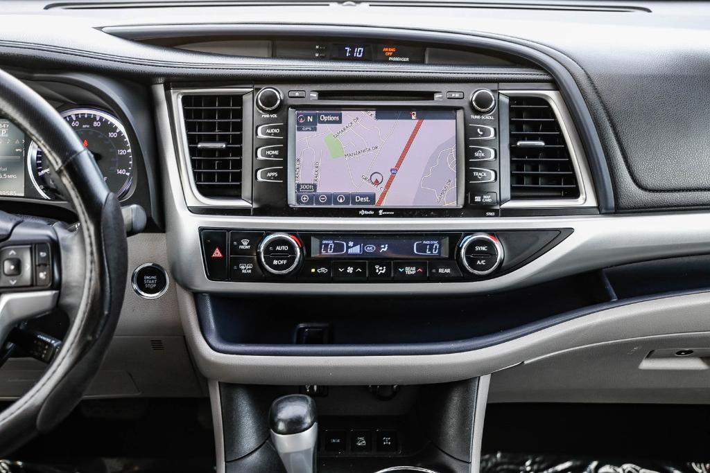used 2014 Toyota Highlander car, priced at $14,588
