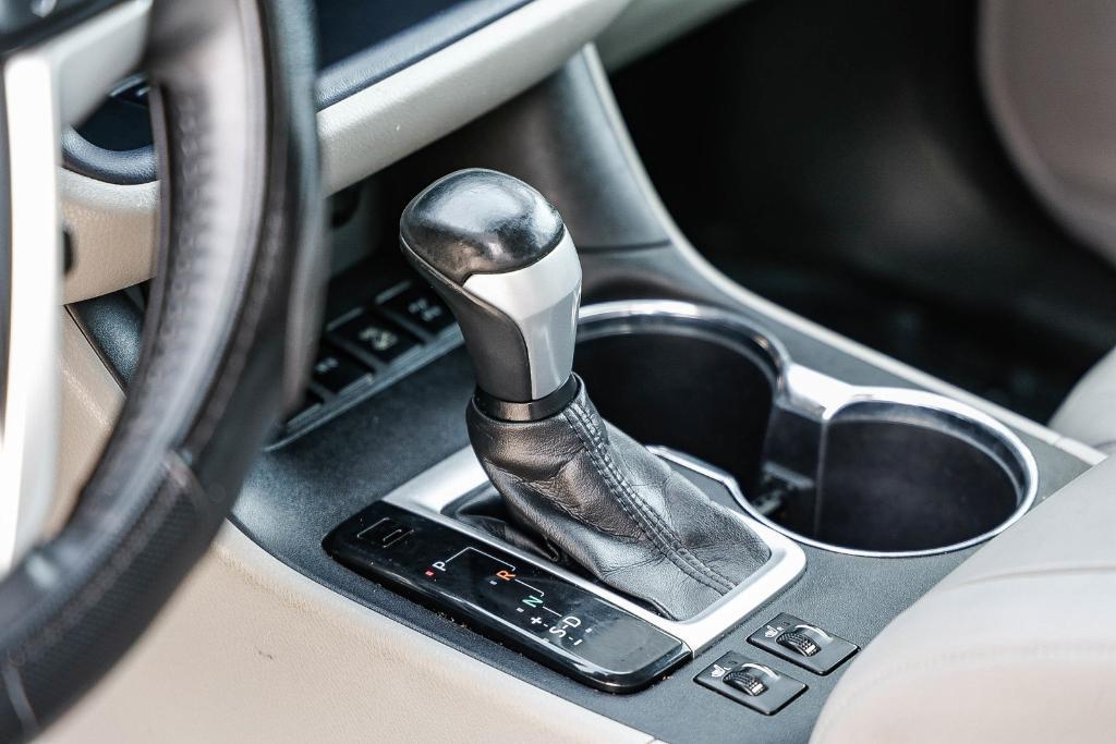 used 2014 Toyota Highlander car, priced at $14,588