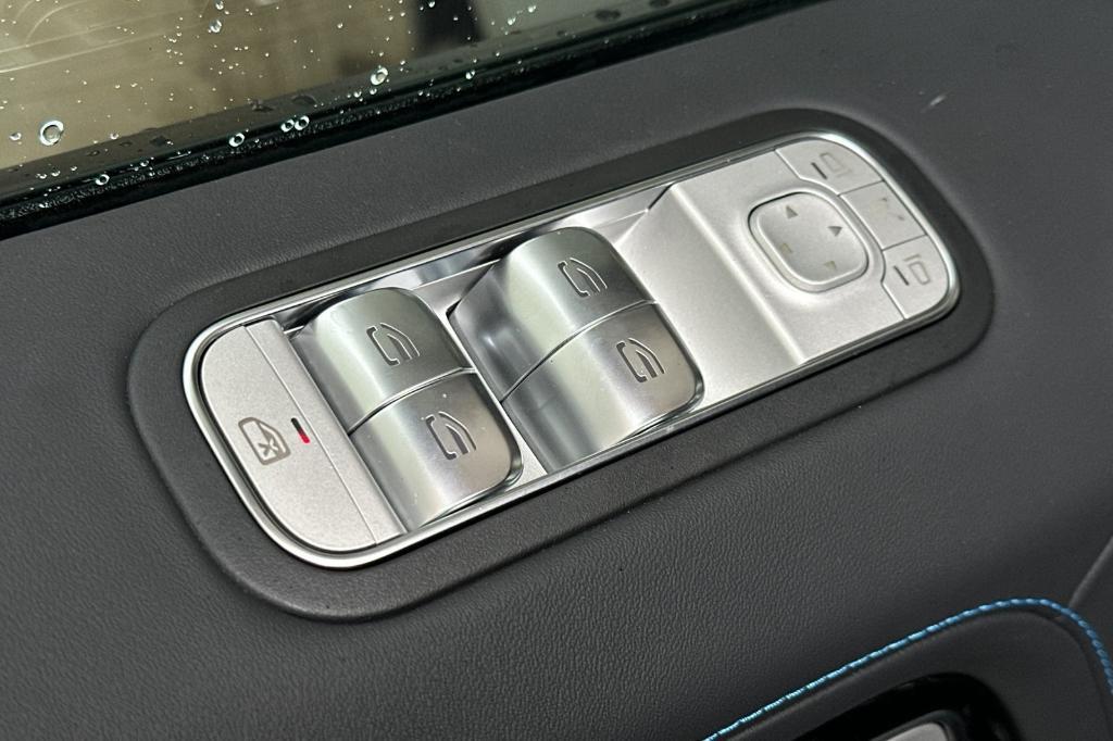 new 2025 Mercedes-Benz G-Class car, priced at $192,545