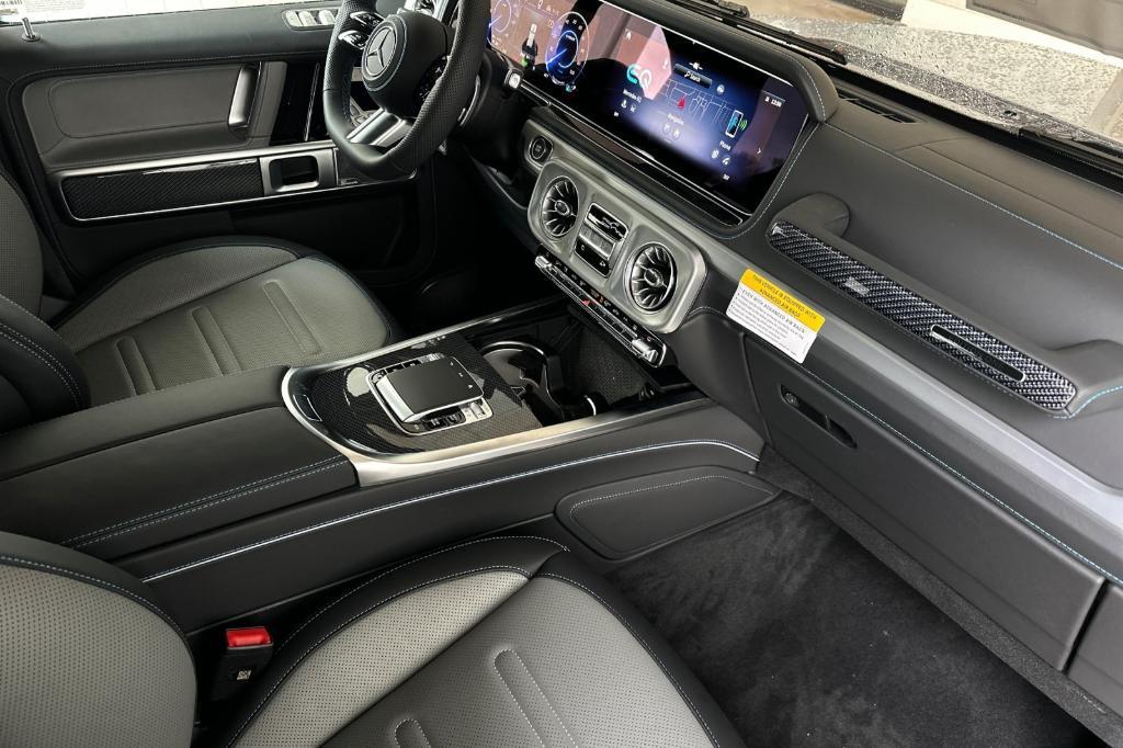 new 2025 Mercedes-Benz G-Class car, priced at $192,545