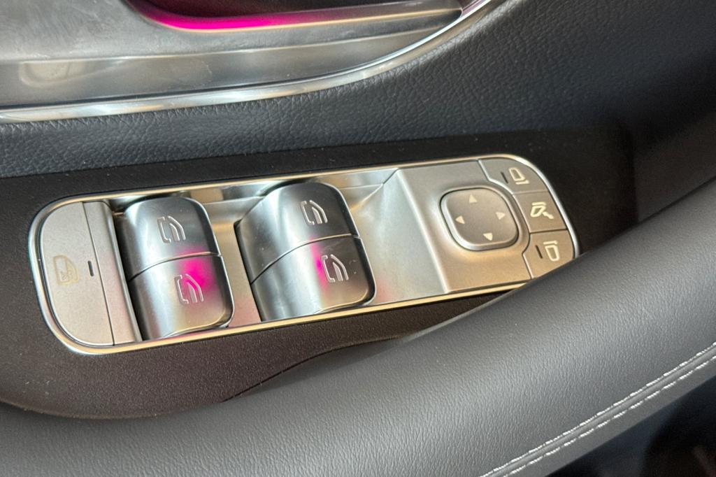 new 2026 Mercedes-Benz AMG GLE 53 car, priced at $94,290