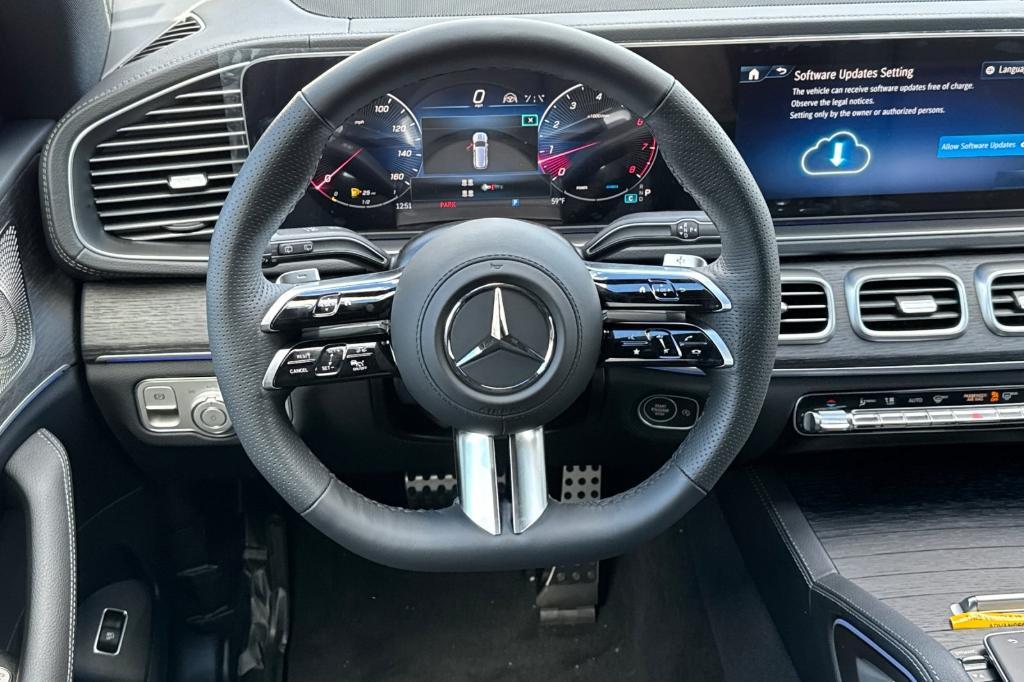 new 2025 Mercedes-Benz GLS 450 car, priced at $95,035