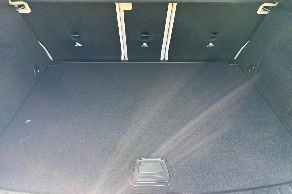 new 2025 Mercedes-Benz GLA 250 car, priced at $46,195