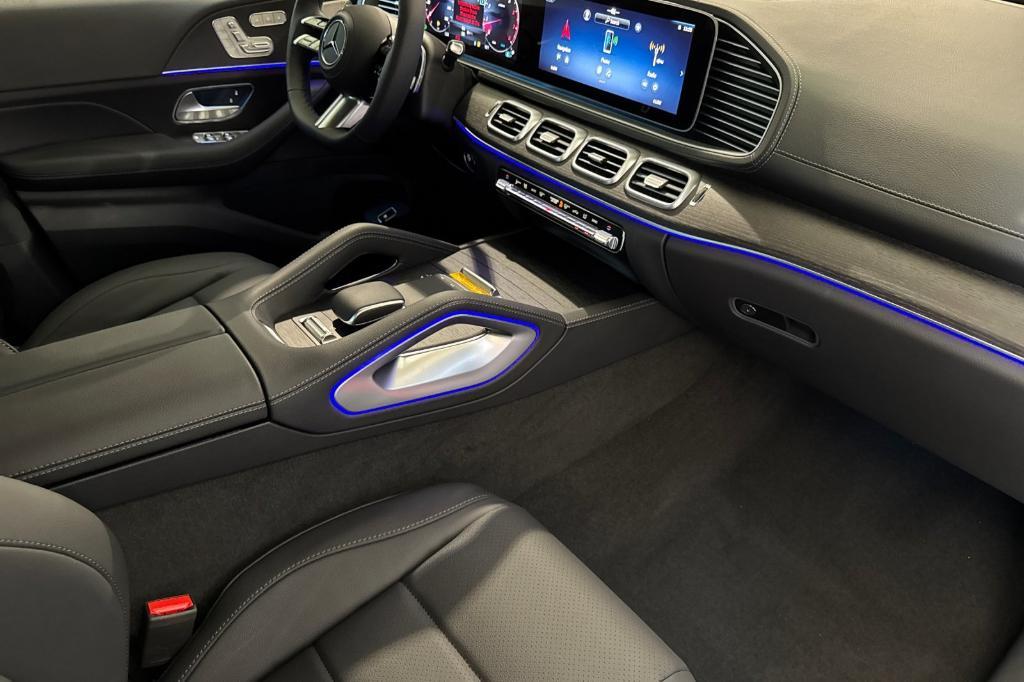 new 2025 Mercedes-Benz GLS 450 car, priced at $96,220