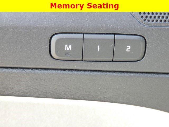 used 2020 Volvo XC40 car, priced at $27,950