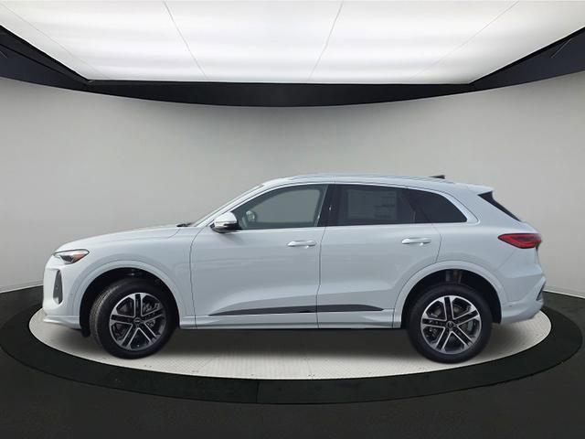 new 2025 Audi Q5 car, priced at $54,027