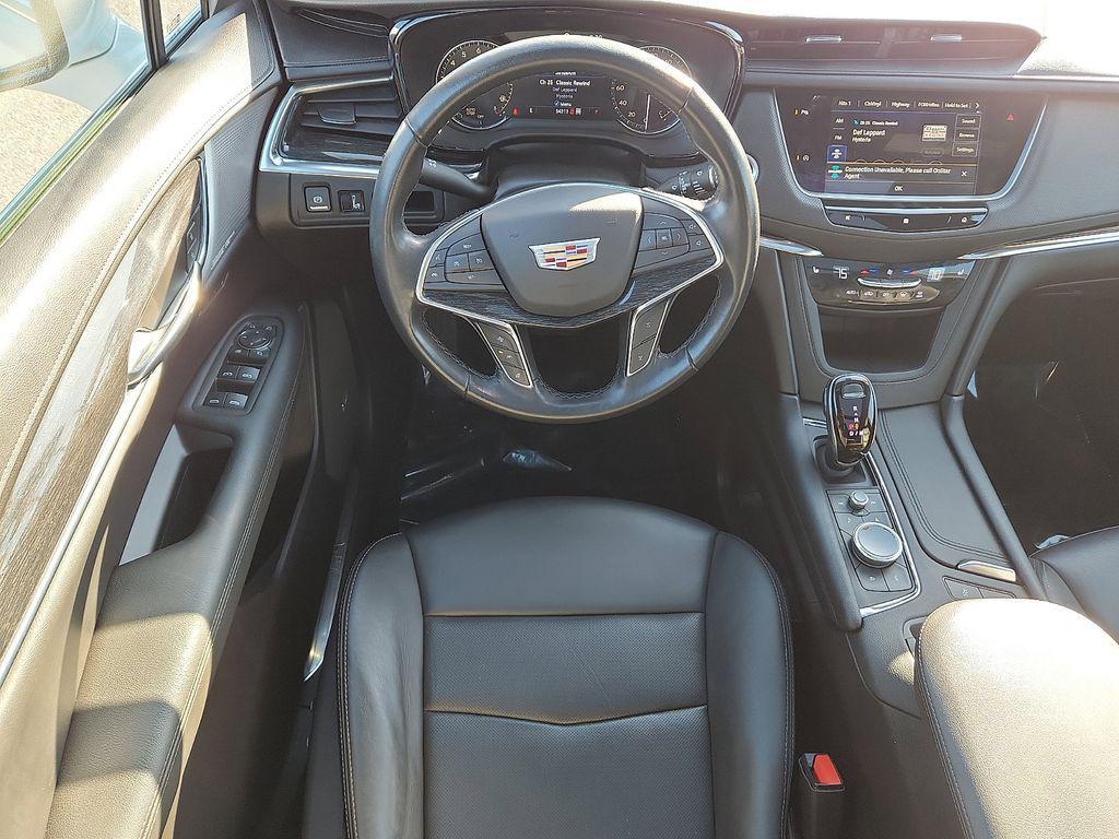 used 2021 Cadillac XT5 car, priced at $27,593