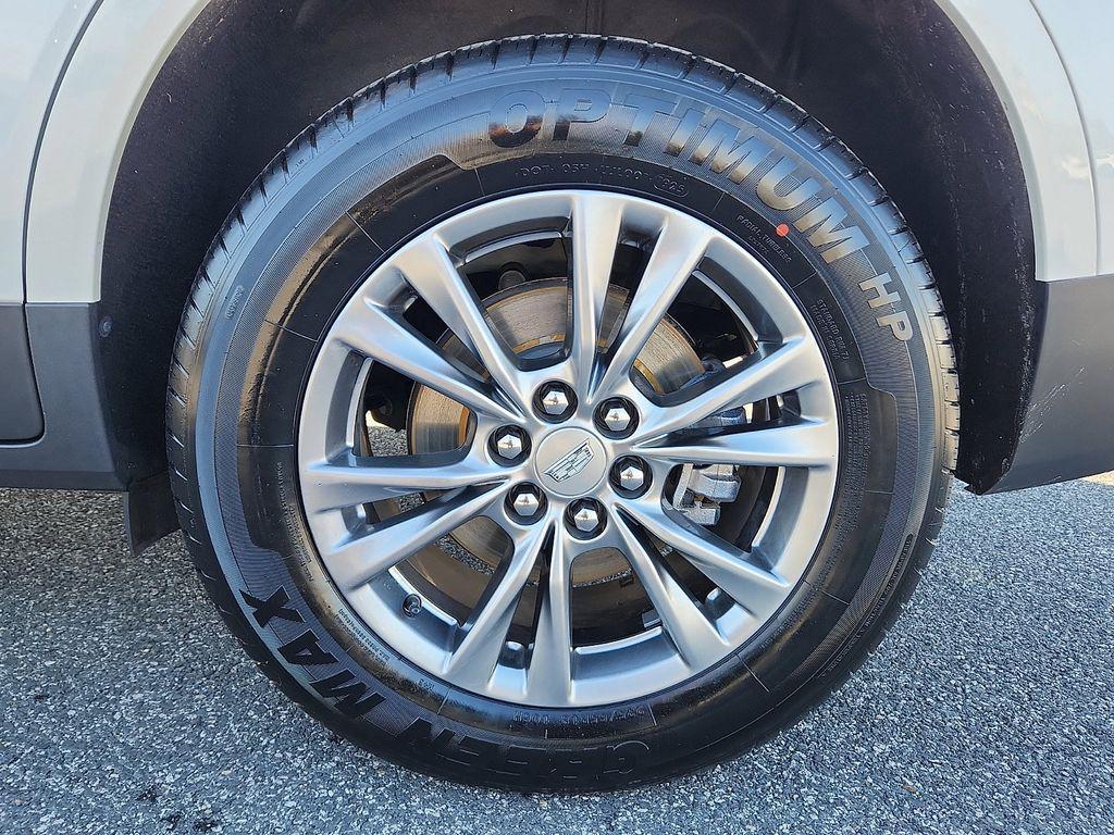 used 2021 Cadillac XT5 car, priced at $27,593