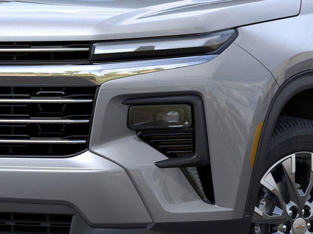 new 2026 Chevrolet Traverse car, priced at $40,224