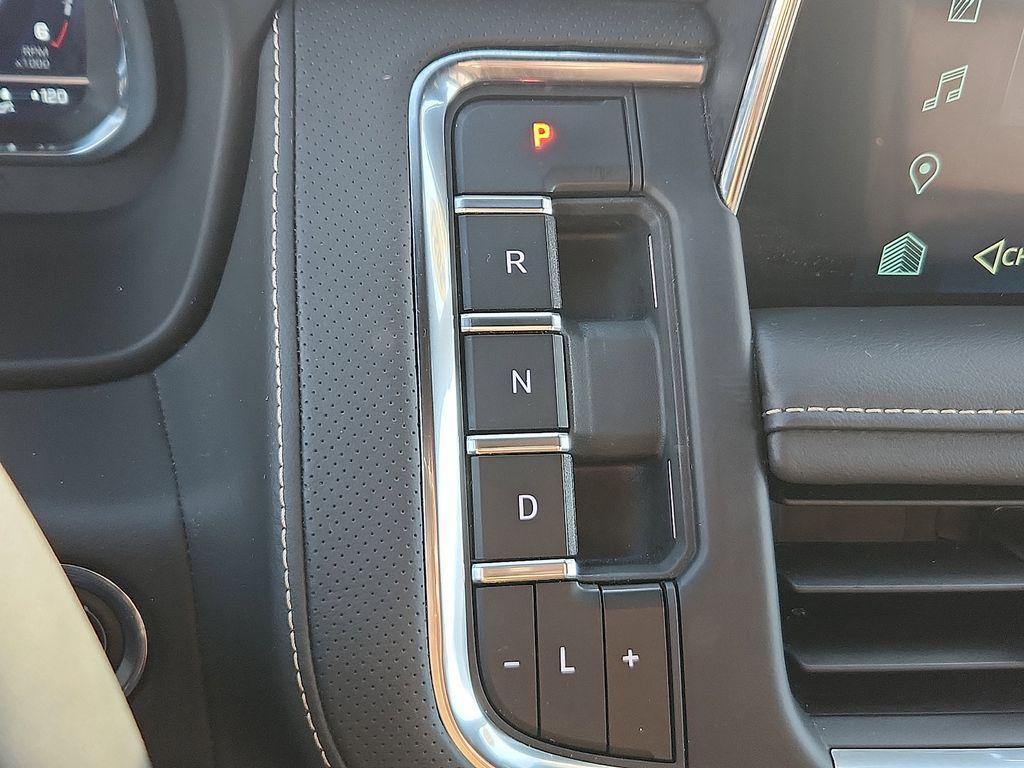 used 2023 Chevrolet Suburban car, priced at $40,712