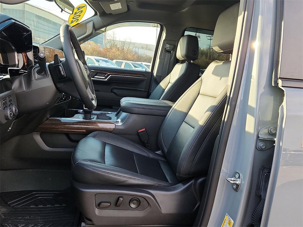 used 2024 Chevrolet Silverado 1500 car, priced at $49,292