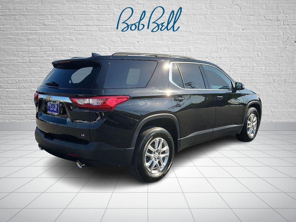 used 2021 Chevrolet Traverse car, priced at $28,361