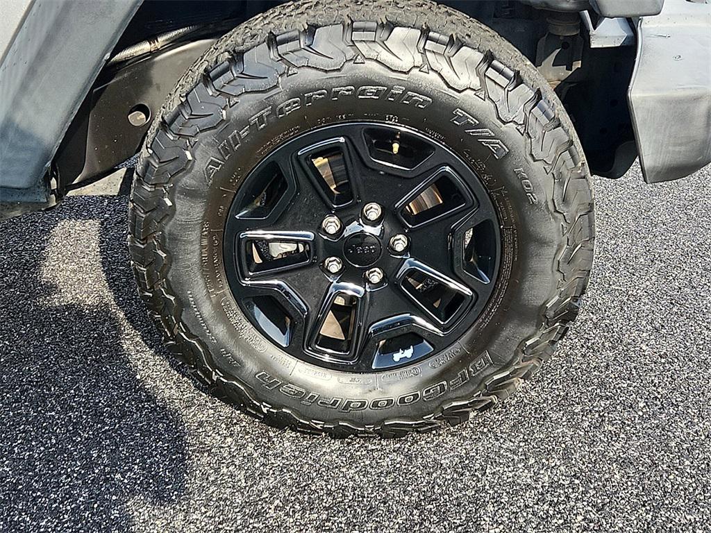 used 2017 Jeep Wrangler Unlimited car, priced at $18,054