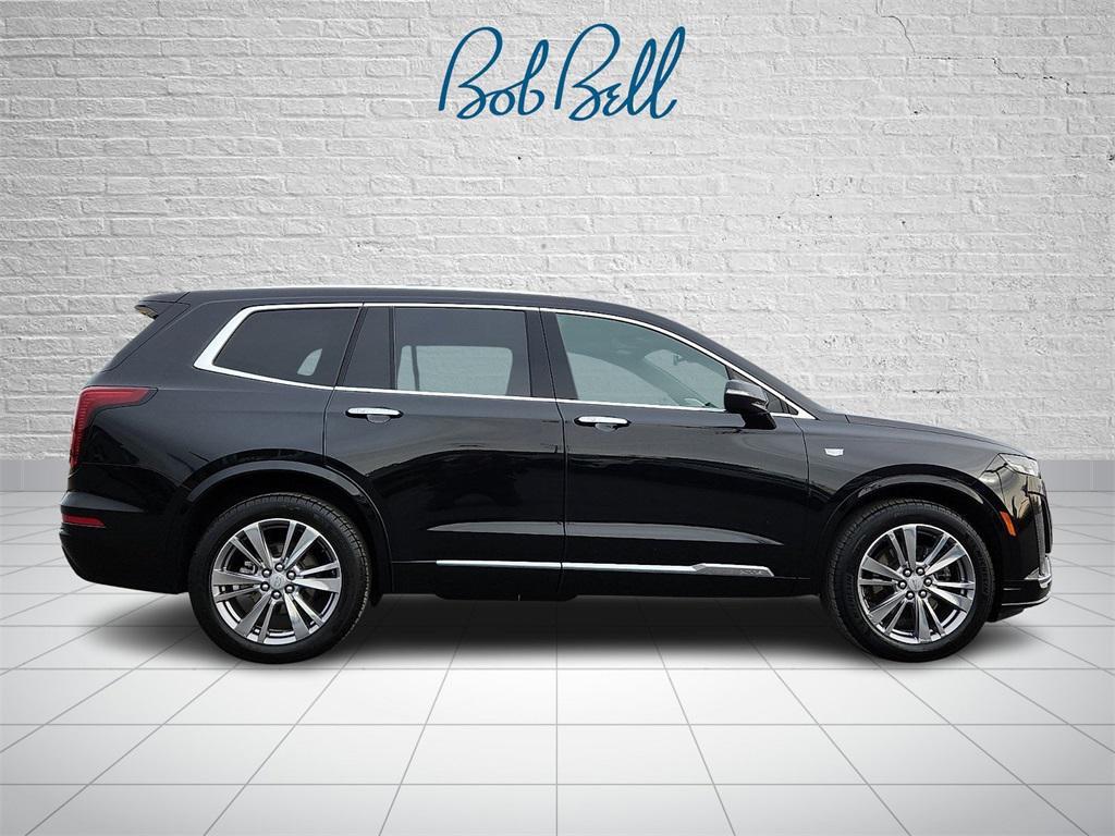 used 2023 Cadillac XT6 car, priced at $38,086