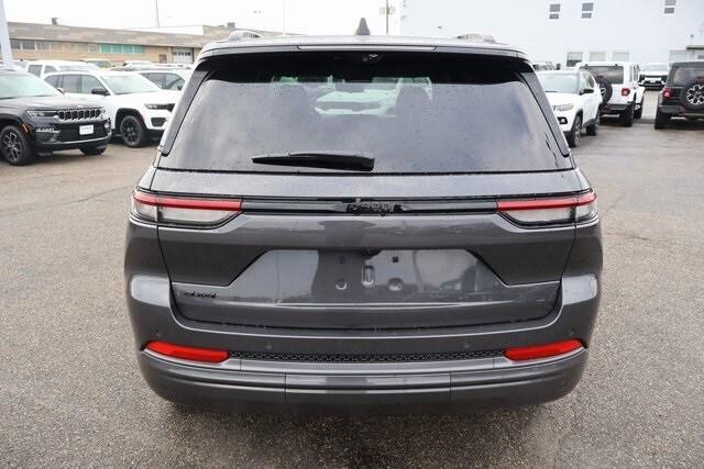 new 2026 Jeep Grand Cherokee car, priced at $53,680