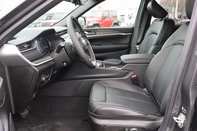 new 2026 Jeep Grand Cherokee car, priced at $53,680