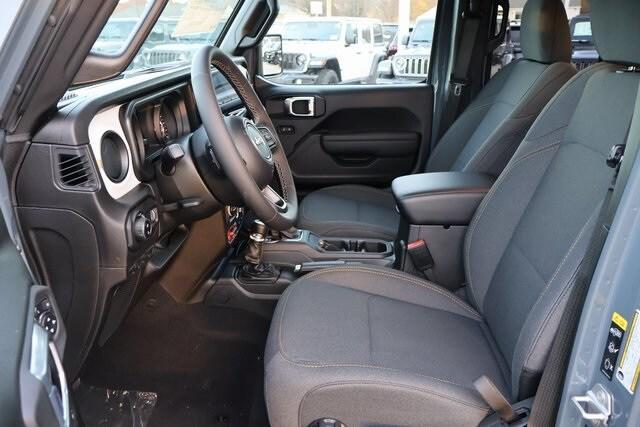 new 2026 Jeep Gladiator car, priced at $50,090