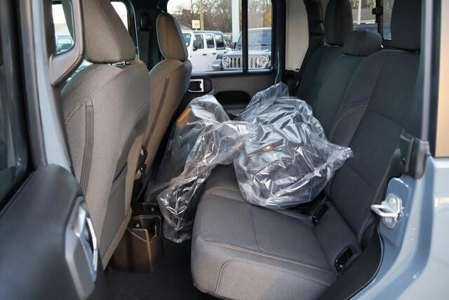 new 2026 Jeep Gladiator car, priced at $50,090