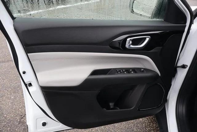 new 2026 Jeep Compass car, priced at $33,110