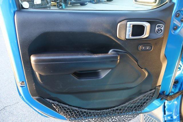 used 2021 Jeep Gladiator car, priced at $33,495