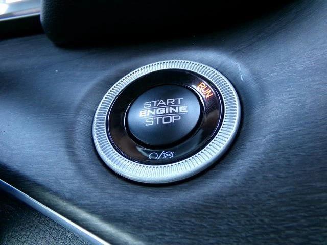 new 2025 Jeep Grand Cherokee car, priced at $43,220