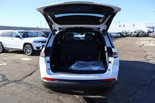 new 2025 Jeep Grand Cherokee L car, priced at $50,240