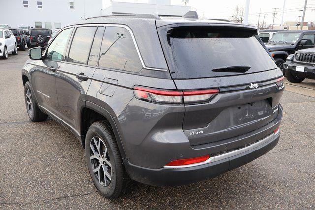 new 2026 Jeep Grand Cherokee car, priced at $45,985