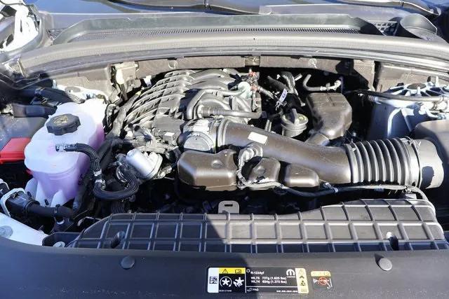 new 2025 Jeep Grand Cherokee car, priced at $47,640