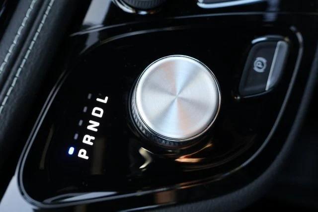 new 2026 Chrysler Pacifica car, priced at $41,360