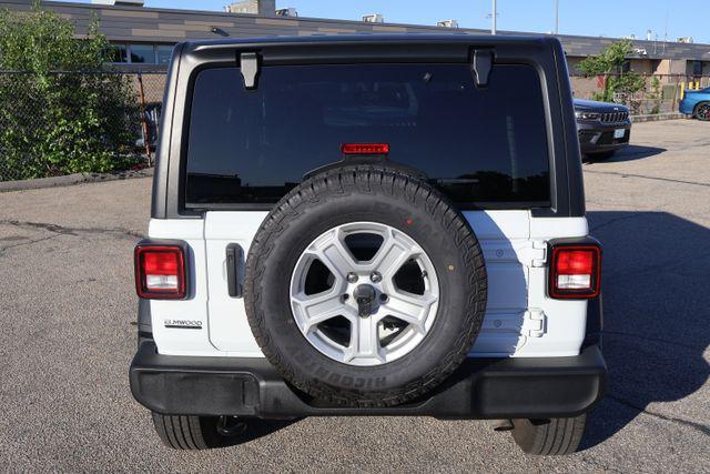 used 2022 Jeep Wrangler Unlimited car, priced at $31,495