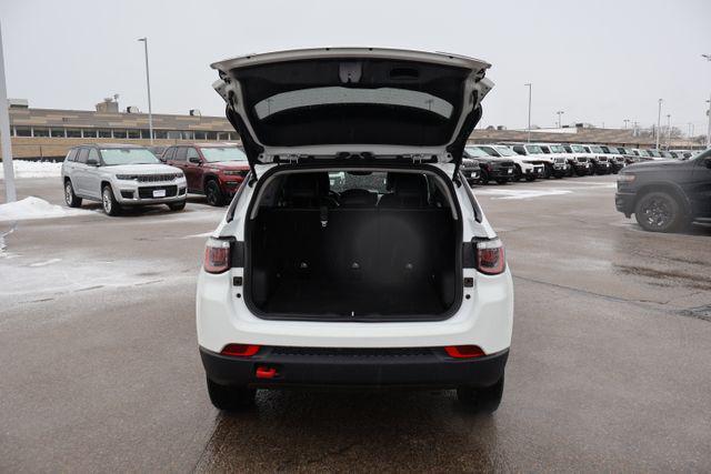 used 2022 Jeep Compass car, priced at $24,995