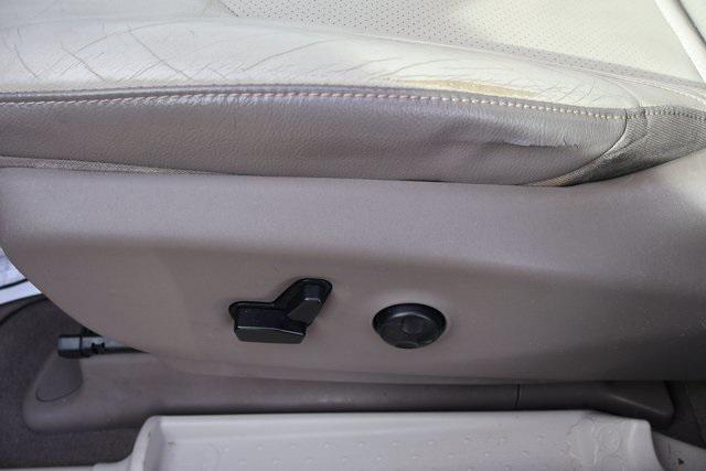 used 2017 Chrysler Pacifica car, priced at $12,995